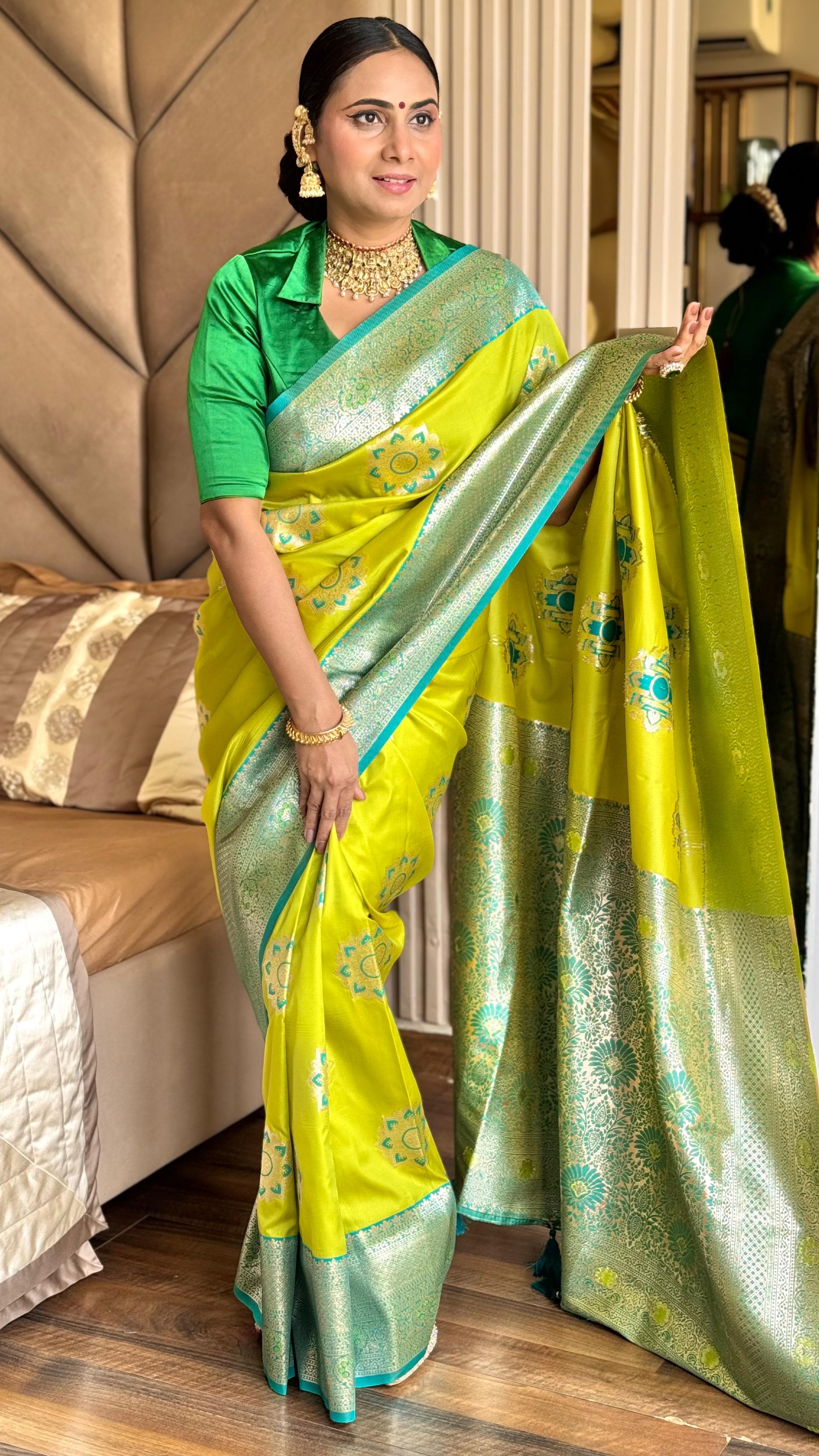 Beautiful Soft & Elegant With Rich & Vibrant Colour Combination Saree - Image 7