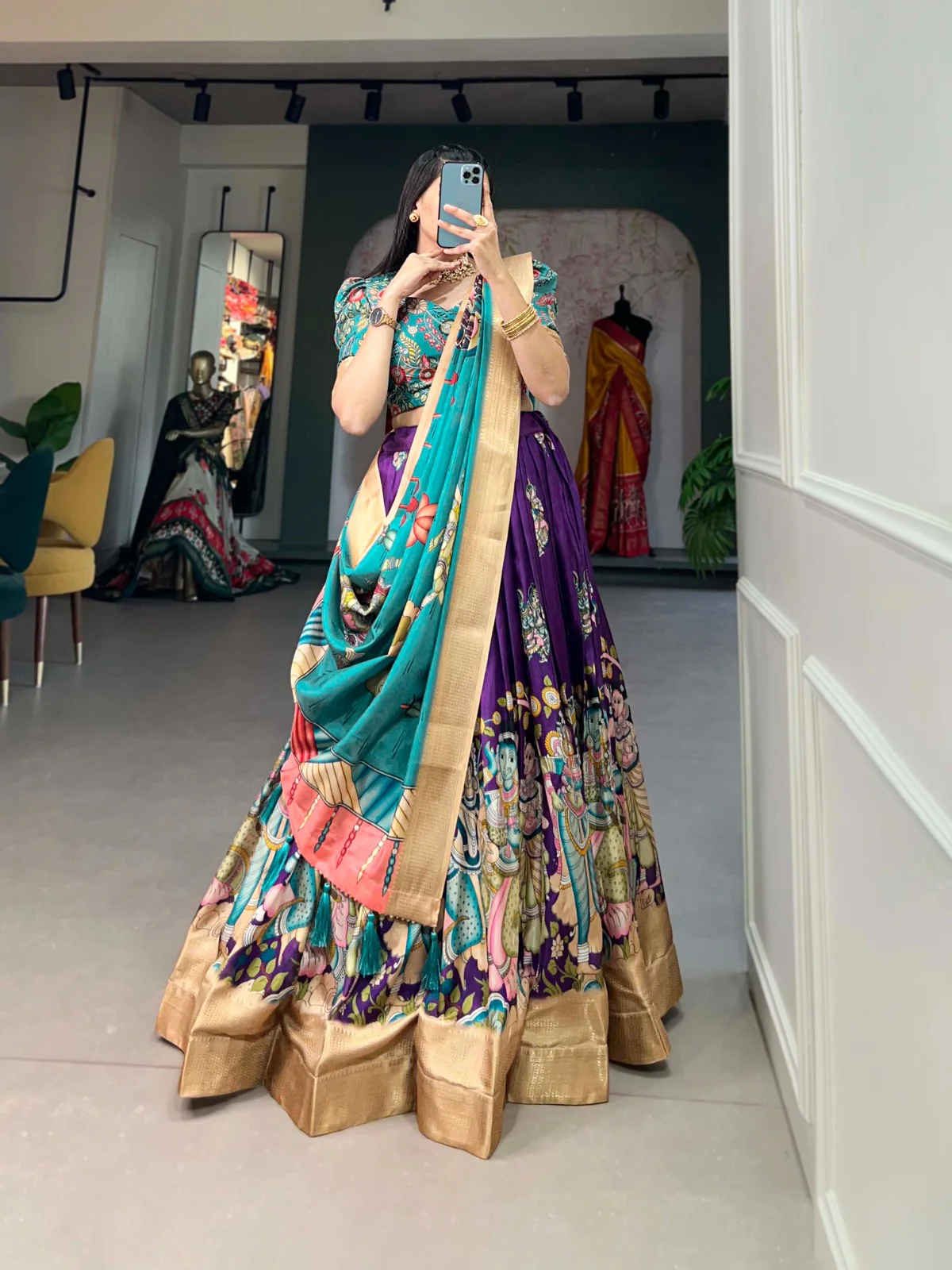 Elegance Of Dola Silk & Charm Of Kalamkari Printed Lehenga Choli - Image 4